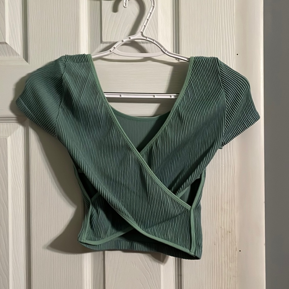 Side cutout top from marshals